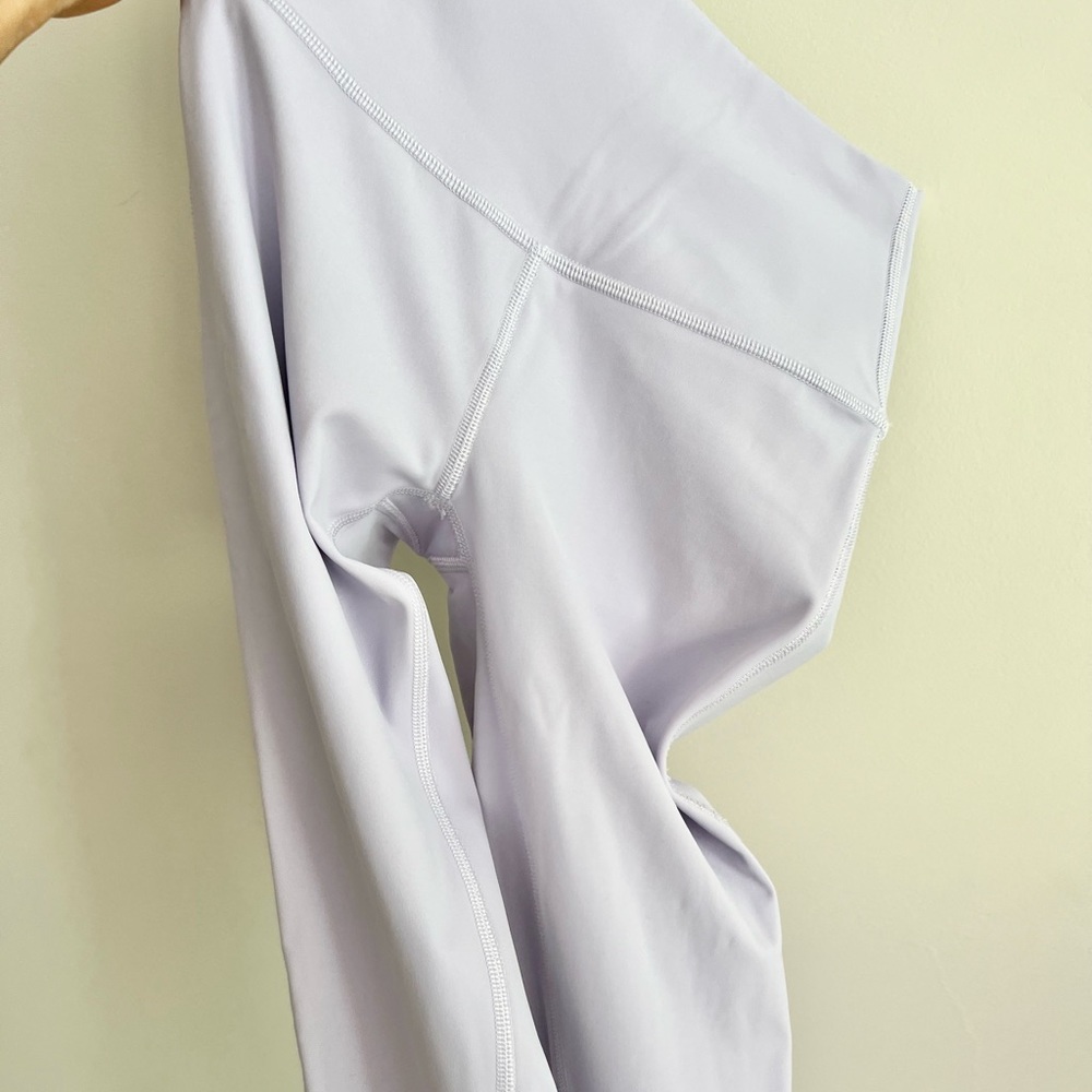Lululemon Athletica Lilac Purple leggings - Picture 6 of 6